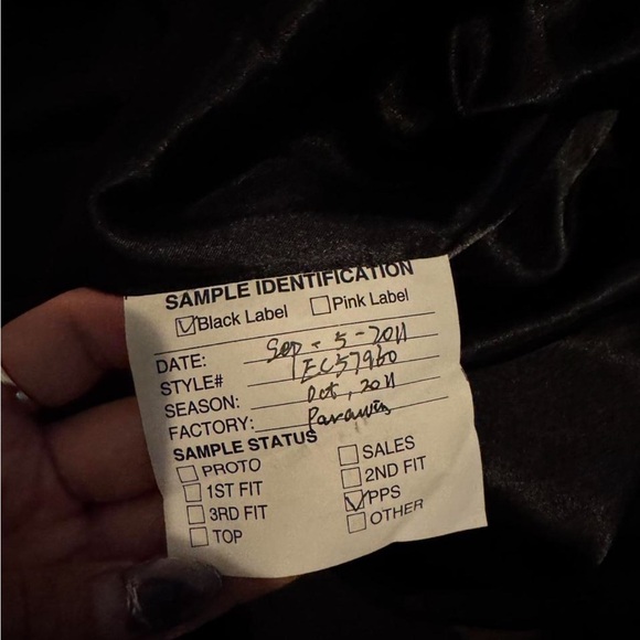 Betsey Johnson 2011 Pre Production Dress Sample! See measurements - Picture 2 of 10